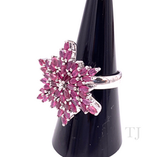 Cargar imagen en el visor de la galería, Ruby in Star Shape Sterling Silver Ring
