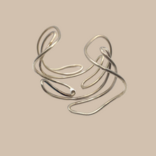 Load image into Gallery viewer, Sterling silver bracelet wavy shape vintage style