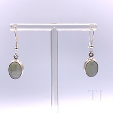 Cargar imagen en el visor de la galería, Moonstone Oval Cabochon Earrings in Sterling Silver