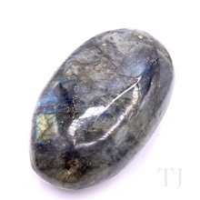 Load image into Gallery viewer, Labradorite Palm Stone