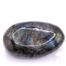 Load image into Gallery viewer, Labradorite Palm Stone