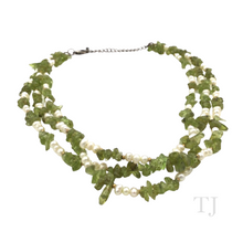Load image into Gallery viewer, Peridot Chip & Pearl 3 Layered Necklace