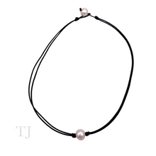 Load image into Gallery viewer, Freshwater Pearl in Black Leather Necklace