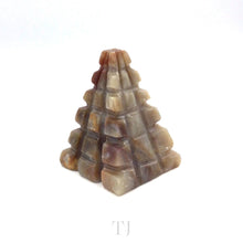 Cargar imagen en el visor de la galería, Jasper Pyramid Figure