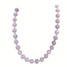 Cargar imagen en el visor de la galería, Burmese Lavender Jade bead necklace with lobster clasp