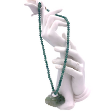 Загрузить изображение в средство просмотра галереи, Burmese Jade Necklace with Flower Pendant