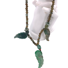 Загрузить изображение в средство просмотра галереи, Burmese jade necklace with Leaves pendant