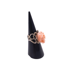 Cargar imagen en el visor de la galería, Side view of Angel skin rose shaped coral ring in sterling silver