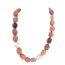 Cargar imagen en el visor de la galería, Agate stone necklace