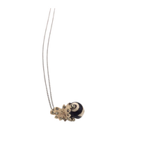 Load image into Gallery viewer, Sterling silver Pendant with flower shape