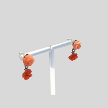Cargar imagen en el visor de la galería, Angel Skin Coral pose style earrings in sterling silver