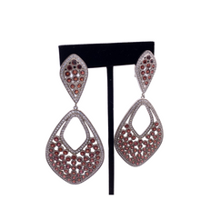 Load image into Gallery viewer, Garnet earrings in sterling silver with Diamonquie