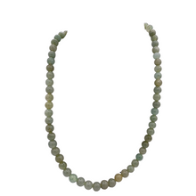 Cargar imagen en el visor de la galería, Burmese Jade bead necklace