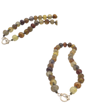 Load image into Gallery viewer, Agate stone necklace with sterling silver