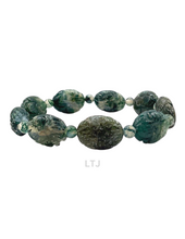 将图片加载到图库查看器,Natural gemstone carved bead bracelet (16mm)