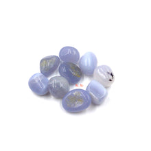 将图片加载到图库查看器,A bunch of Blue Lace Agate tumbled stones