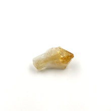 将图片加载到图库查看器,黄水晶原石