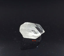 Cargar imagen en el visor de la galería, Quartz Point Rough