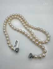 Load image into Gallery viewer, White Pearl Necklace with Magnet Lock 8mm 22&quot;
