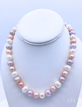 将图片加载到图库查看器，Natural Pearl (CZ Lock) 18&quot; Necklaces
