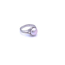 Load image into Gallery viewer, Natural Freshwater Pearl with Sterling Silver Ring
