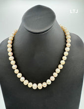 Load image into Gallery viewer, Fresh water pearl necklace with round sterling silver clasp 18&quot;
