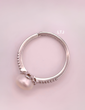 将图片加载到图库查看器，Single Pearl Sterling Silver Adjustable Ring
