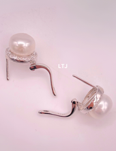 Load image into Gallery viewer, Pearl CZ earrings with Russian lock
