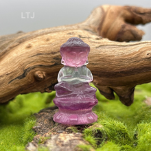 将图片加载到图库查看器，Rainbow Fluorite Buddha statue
