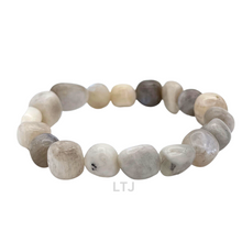 Load image into Gallery viewer, Moonstone square bracelet
