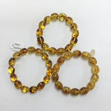 Cargar imagen en el visor de la galería, Brown Clear Amber Bracelet
