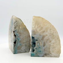 Load image into Gallery viewer, Agate Geode bookends
