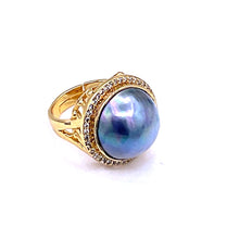 Load image into Gallery viewer, Natural Freshwater Pearl with Sterling Silver Ring
