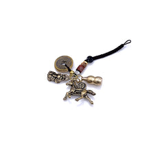 Cargar imagen en el visor de la galería, Brass Mixed Horse Keychain
