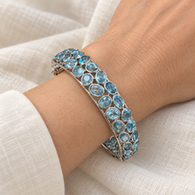Cargar imagen en el visor de la galería, Aquamarine Oval Shape Bangle with Silver
