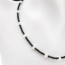 Загрузить изображение в средство просмотра галереи, Black Onyx &amp; Pearl Necklace &amp; Bracelet
