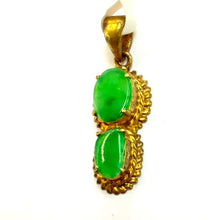Загрузить изображение в средство просмотра галереи, Burmese Jade Pendant with Gold
