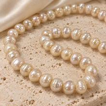 将图片加载到图库查看器，White Round Pearl 8mm Long Necklace

