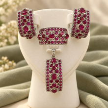 Cargar imagen en el visor de la galería, Ruby Curved Jewelry Set
