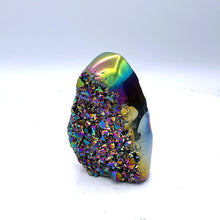 将图片加载到图库查看器，Amethyst Rainbow Geode
