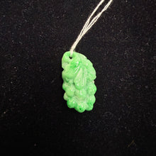 Загрузить изображение в средство просмотра галереи, Burmese Jape Grape Pendant
