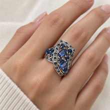 Load image into Gallery viewer, Sapphire Crown Ring

