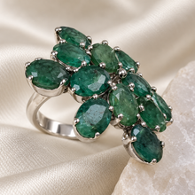Загрузить изображение в средство просмотра галереи, Emerald Flower Ring in Sterling Silver
