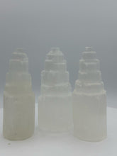 将图片加载到图库查看器，Selenite Tower
