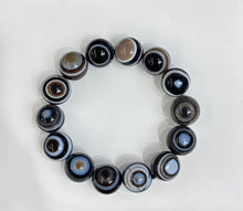 Load image into Gallery viewer, Eye Agate Bracelet
