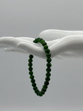 Load image into Gallery viewer, Chrome diopside Bracelet
