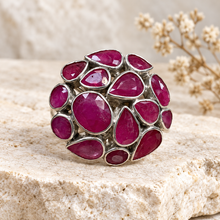 Cargar imagen en el visor de la galería, Ruby Nuggets in Oval Shape Sterling Silver
