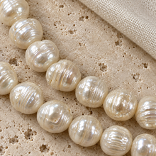 Cargar imagen en el visor de la galería, White 12mm Potato Pearl Long Necklace 60mm

