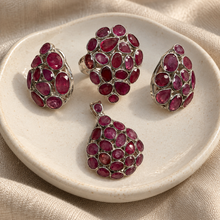Load image into Gallery viewer, Ruby Nuggets Teardrop Set
