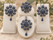 Cargar imagen en el visor de la galería, Sapphire Big Flower Set
